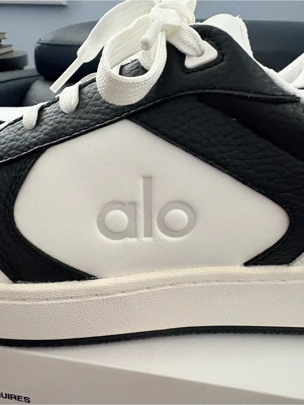 Ali Recovery Mode Black and White Medium